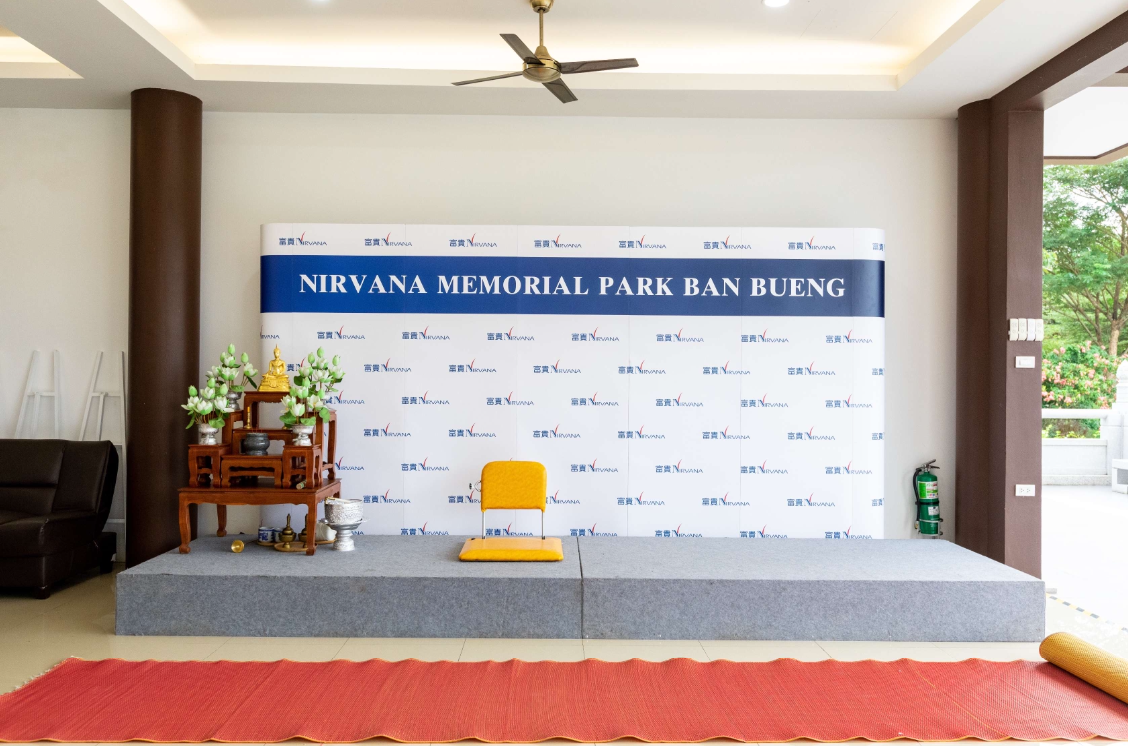 พื้นที่จัดพิธีทางศาสนาในสุสาน รองรับการประกอบพิธีอย่างสงบและเป็นระเบียบตามความเชื่อ